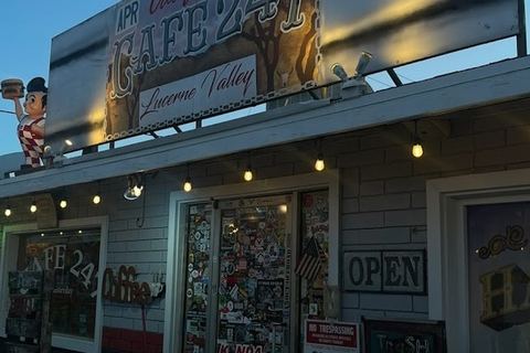 Cafe 247